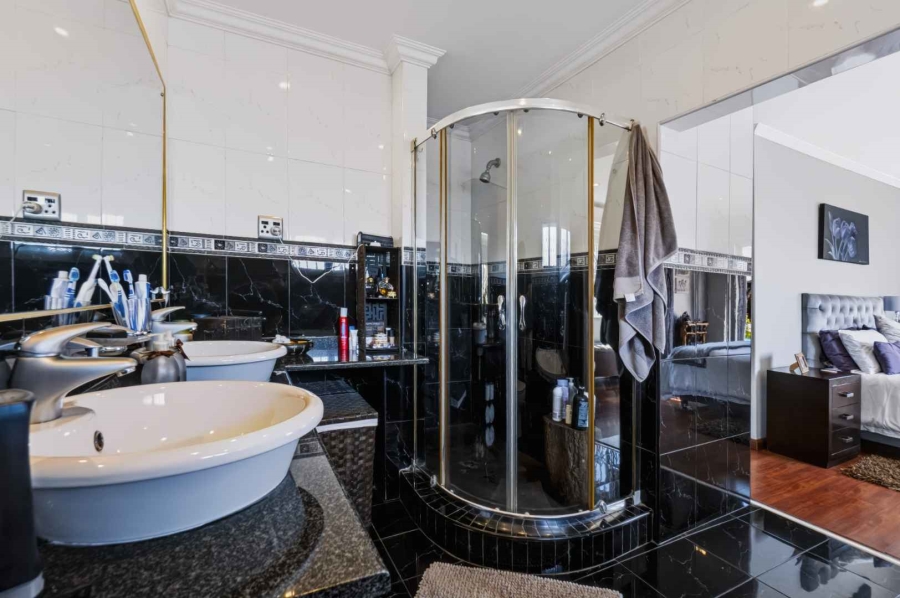 4 Bedroom Property for Sale in Athlone Park KwaZulu-Natal