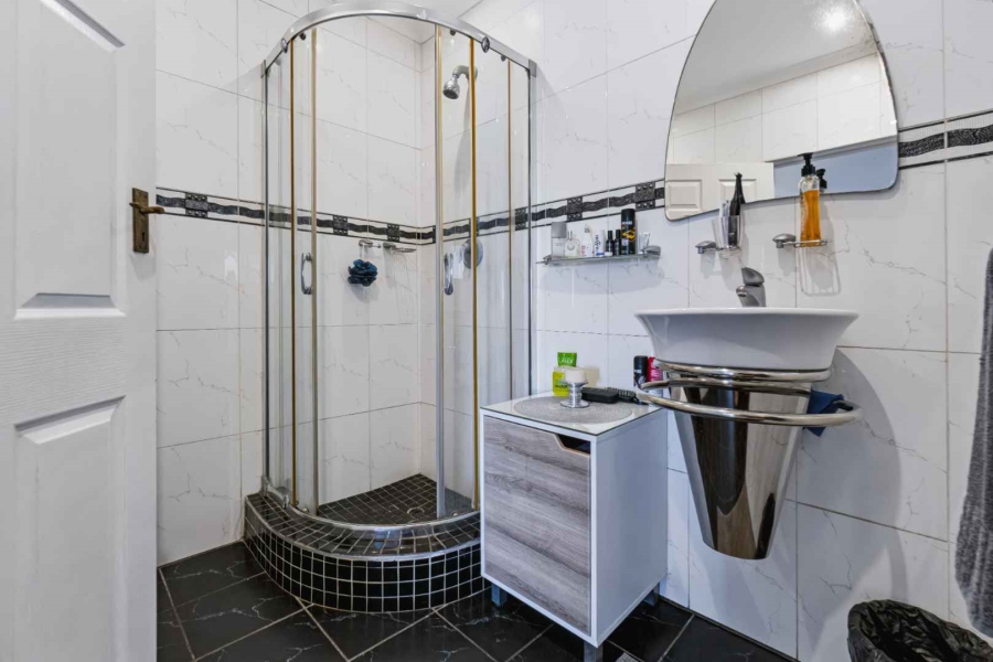 4 Bedroom Property for Sale in Athlone Park KwaZulu-Natal