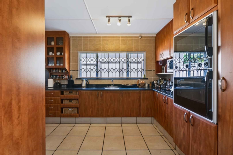 4 Bedroom Property for Sale in Athlone Park KwaZulu-Natal
