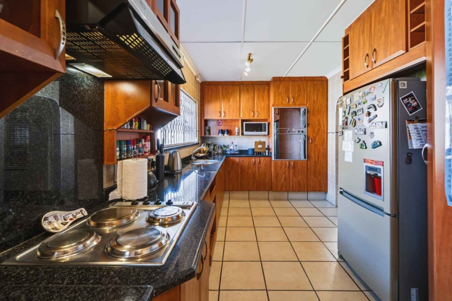 4 Bedroom Property for Sale in Athlone Park KwaZulu-Natal