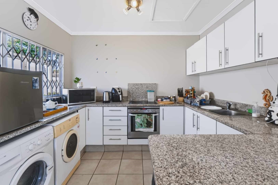 4 Bedroom Property for Sale in Athlone Park KwaZulu-Natal