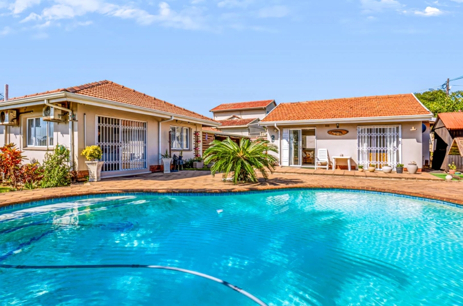 4 Bedroom Property for Sale in Athlone Park KwaZulu-Natal
