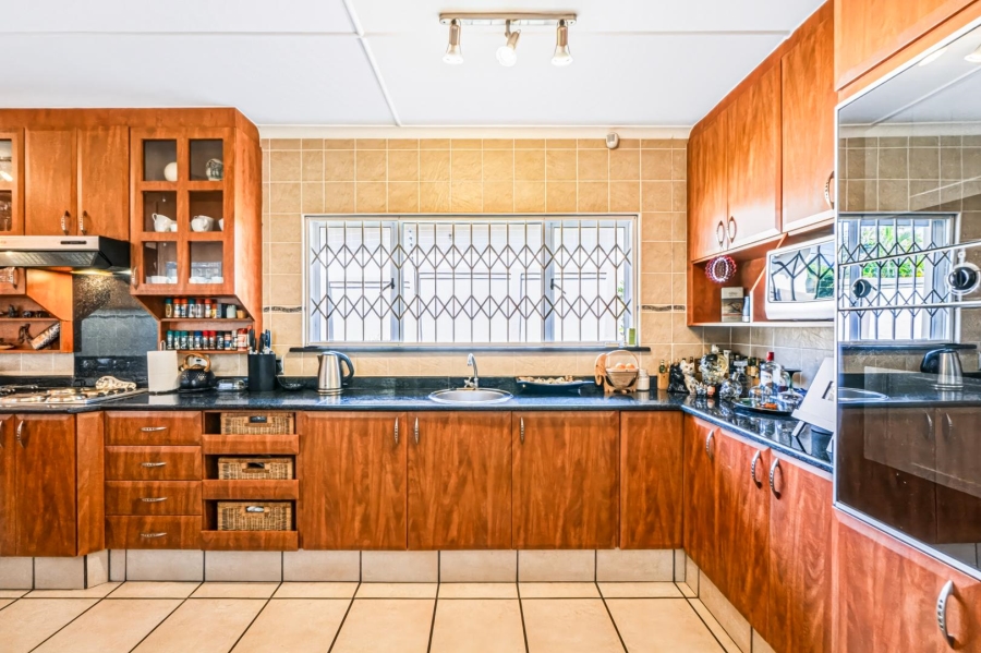 4 Bedroom Property for Sale in Athlone Park KwaZulu-Natal