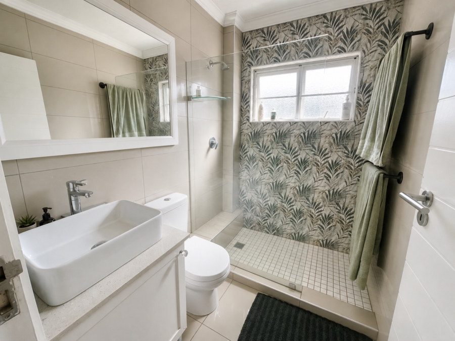 To Let 2 Bedroom Property for Rent in Umhlanga KwaZulu-Natal