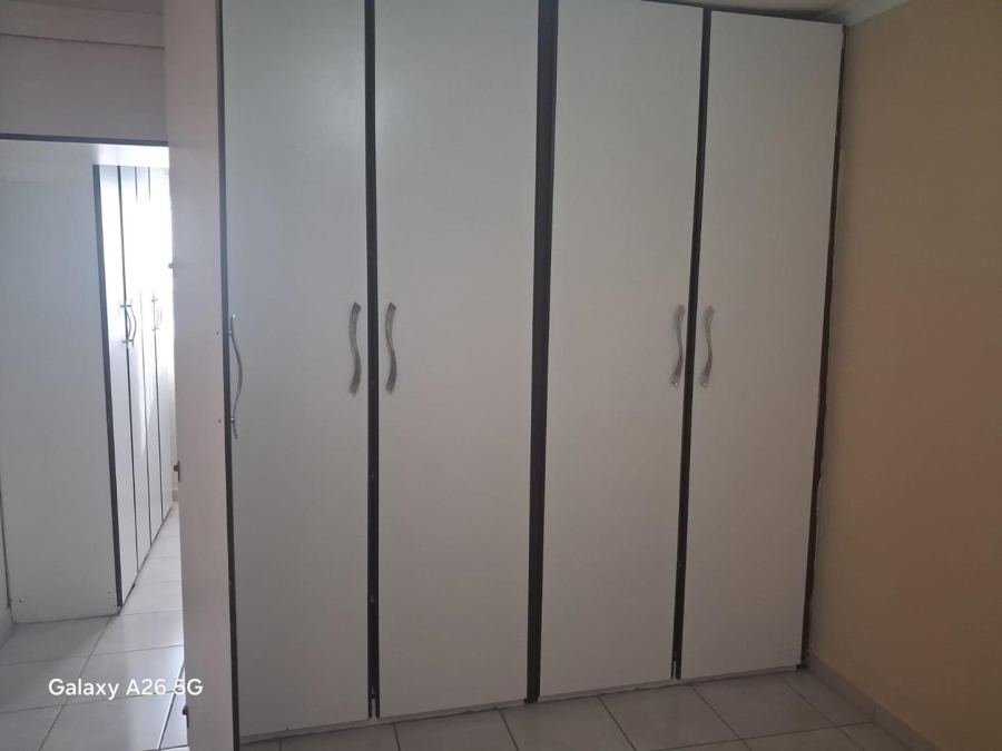 2 Bedroom Property for Sale in Austerville KwaZulu-Natal