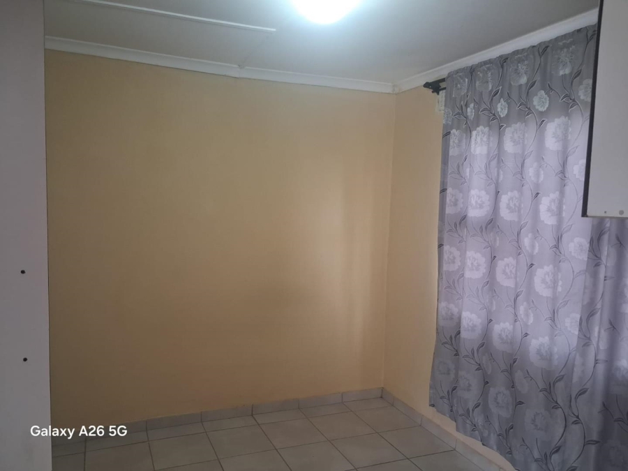 2 Bedroom Property for Sale in Austerville KwaZulu-Natal