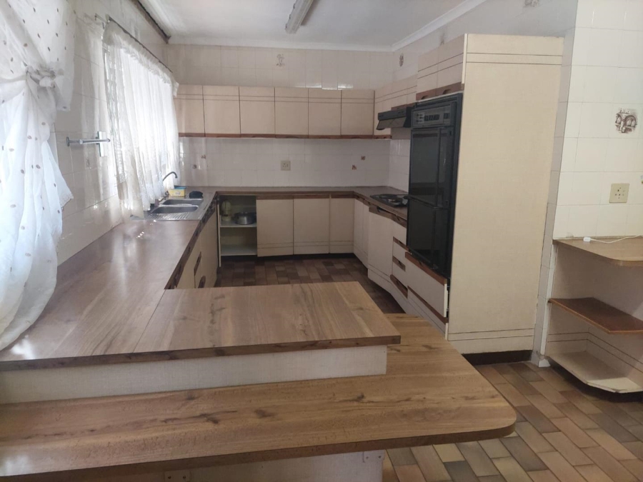 4 Bedroom Property for Sale in Isipingo Hills KwaZulu-Natal