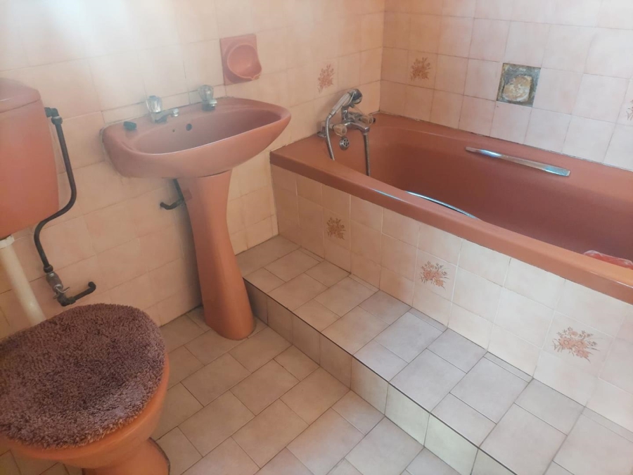 4 Bedroom Property for Sale in Isipingo Hills KwaZulu-Natal