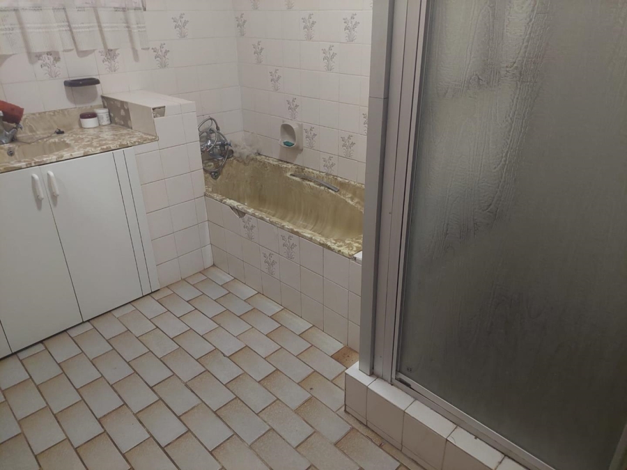 4 Bedroom Property for Sale in Isipingo Hills KwaZulu-Natal