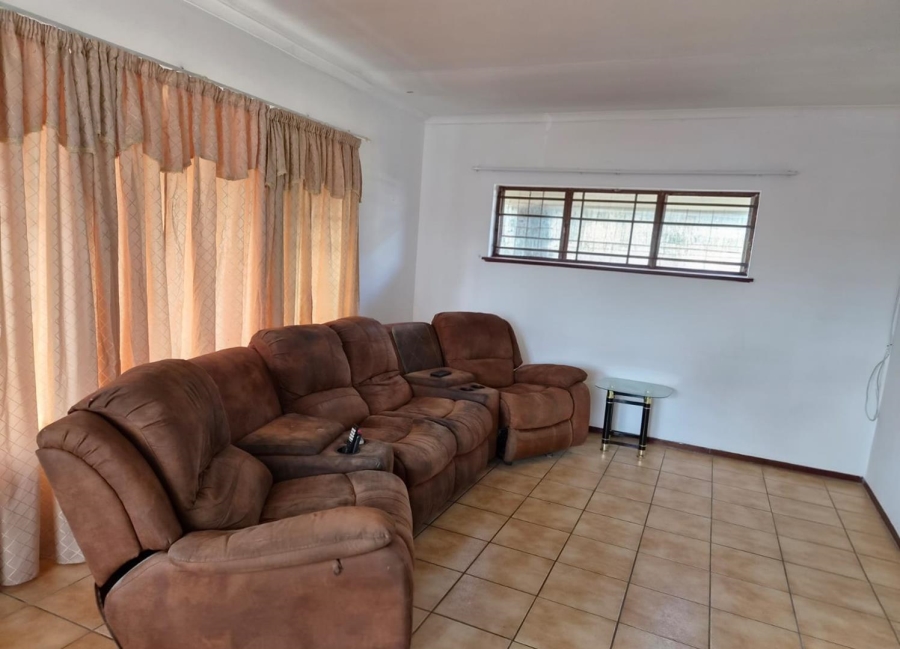 To Let 3 Bedroom Property for Rent in Bluff KwaZulu-Natal