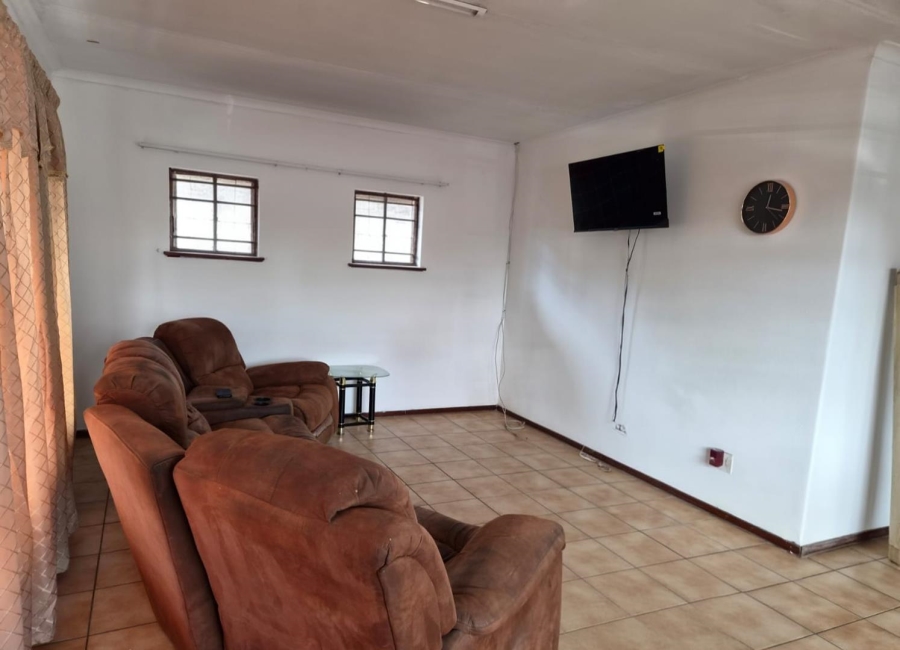 To Let 3 Bedroom Property for Rent in Bluff KwaZulu-Natal