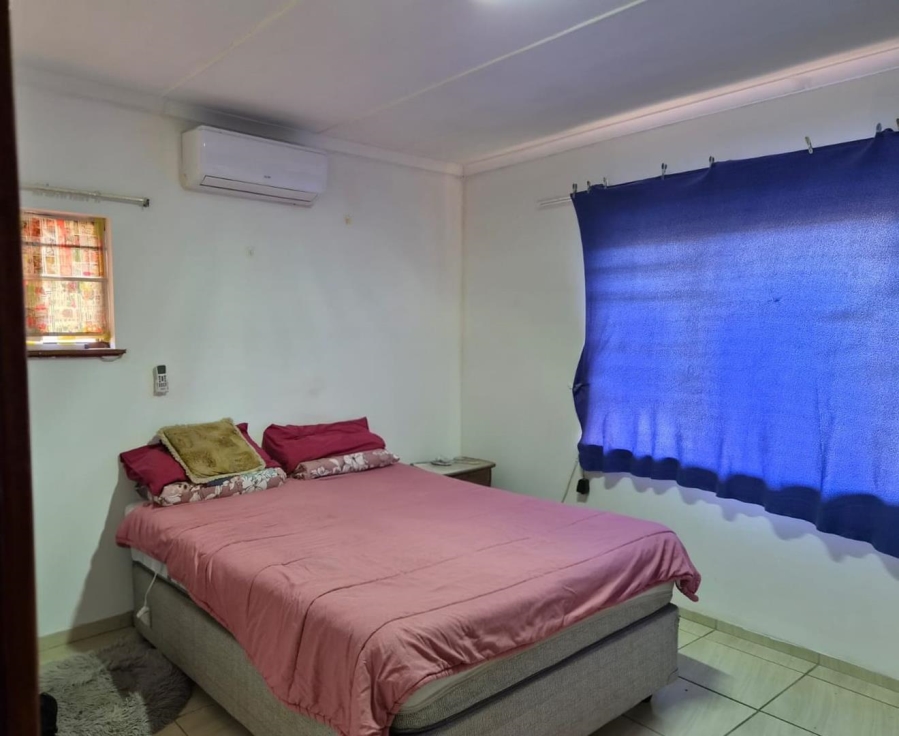 To Let 3 Bedroom Property for Rent in Bluff KwaZulu-Natal