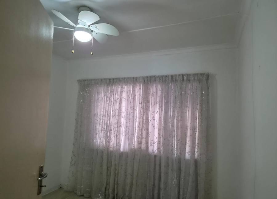 To Let 3 Bedroom Property for Rent in Bluff KwaZulu-Natal