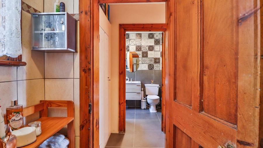 2 Bedroom Property for Sale in Prestbury KwaZulu-Natal