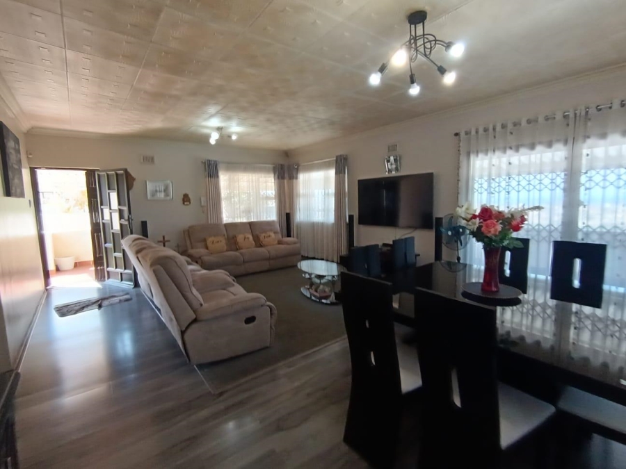 4 Bedroom Property for Sale in Bluff KwaZulu-Natal