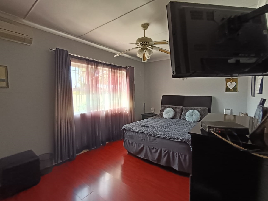 4 Bedroom Property for Sale in Bluff KwaZulu-Natal