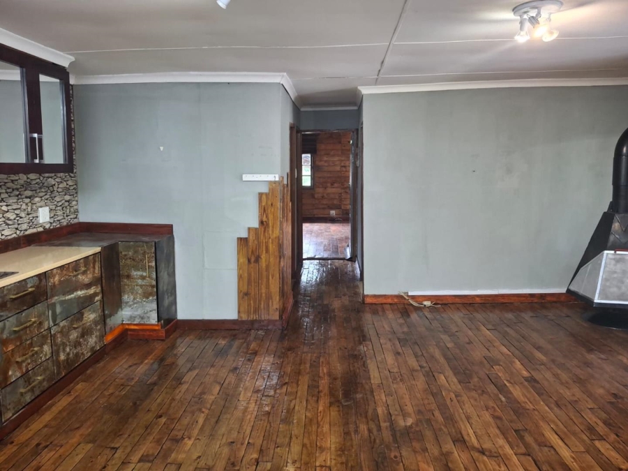 To Let 2 Bedroom Property for Rent in Kloof KwaZulu-Natal