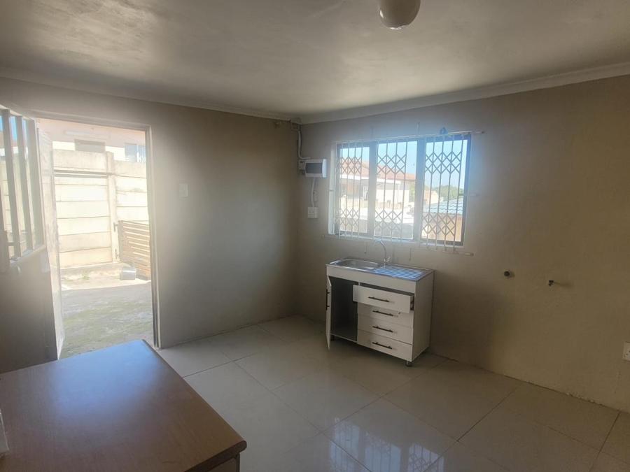 To Let 1 Bedroom Property for Rent in Havenside KwaZulu-Natal