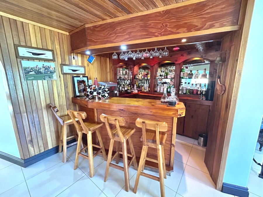 4 Bedroom Property for Sale in Herrwood Park KwaZulu-Natal