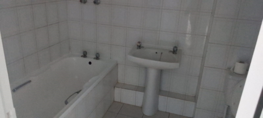 2 Bedroom Property for Sale in South Beach KwaZulu-Natal
