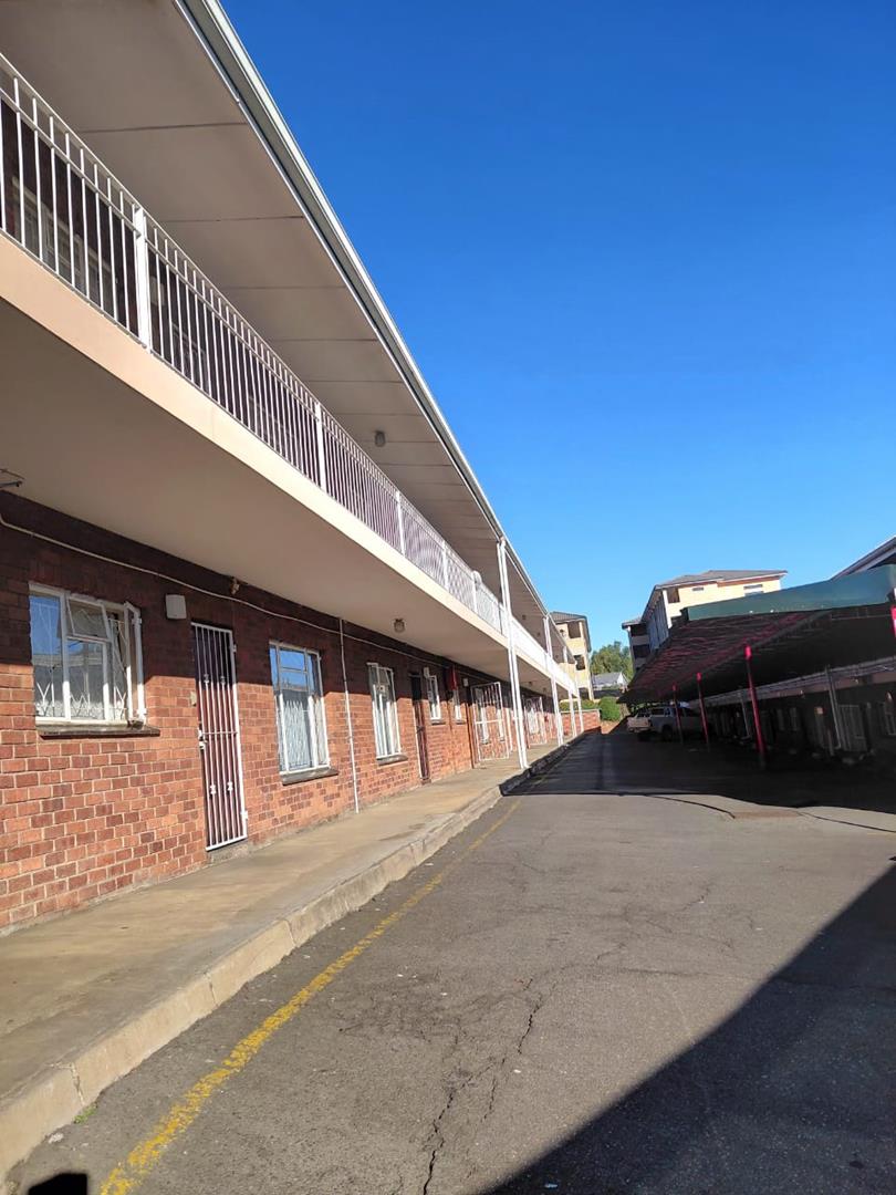 To Let 2 Bedroom Property for Rent in Scottsville KwaZulu-Natal