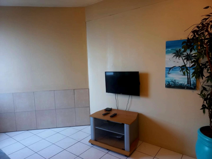 1 Bedroom Property for Sale in Amanzimtoti KwaZulu-Natal