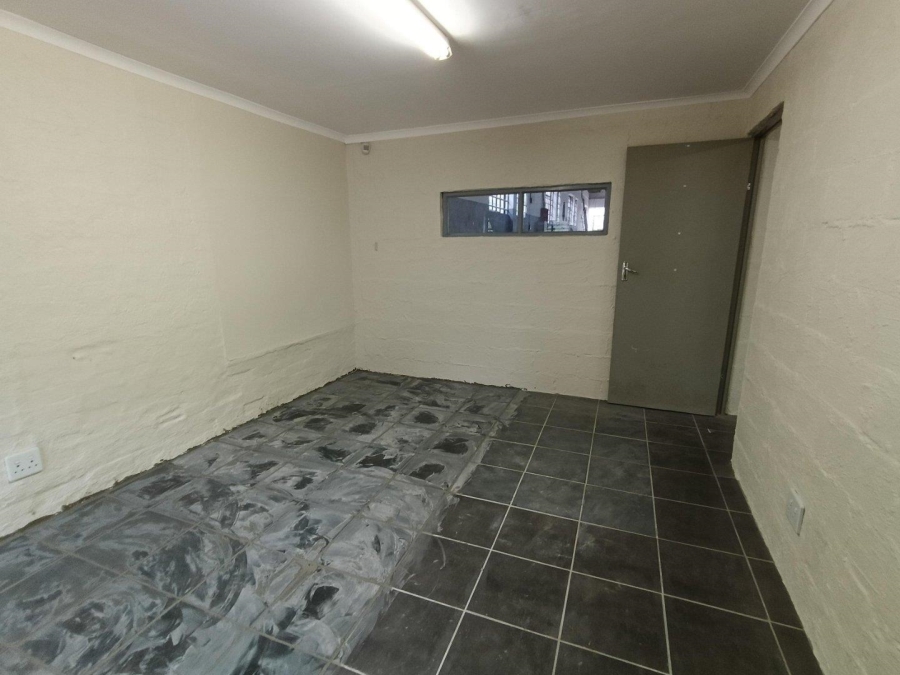 To Let Commercial Property for Rent in New Germany KwaZulu-Natal