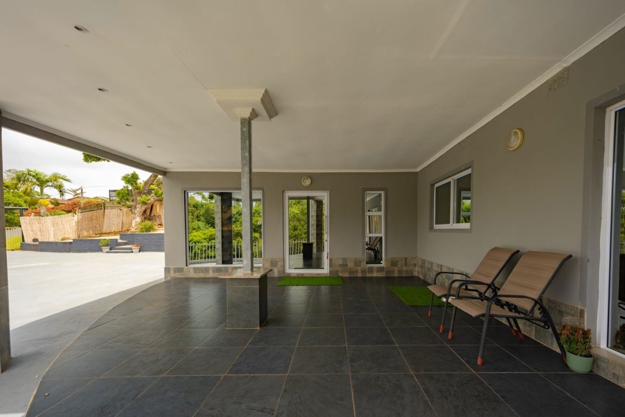 3 Bedroom Property for Sale in Umtentweni KwaZulu-Natal