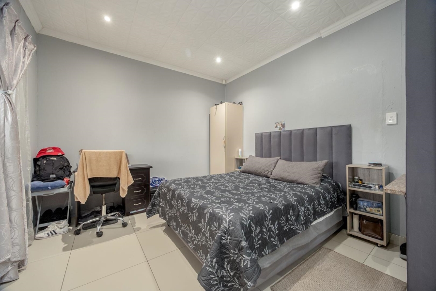 3 Bedroom Property for Sale in Umtentweni KwaZulu-Natal