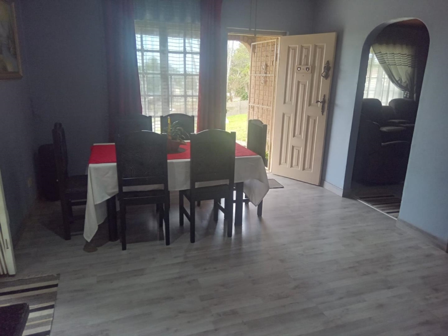 4 Bedroom Property for Sale in Escombe KwaZulu-Natal