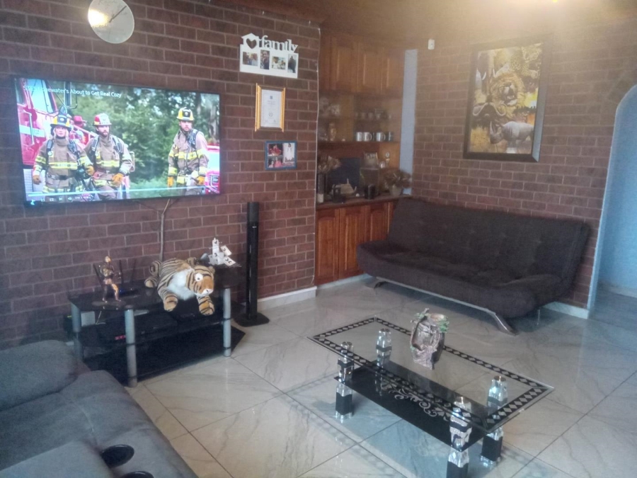 4 Bedroom Property for Sale in Escombe KwaZulu-Natal