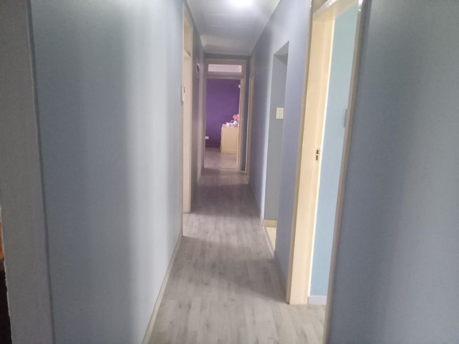 4 Bedroom Property for Sale in Escombe KwaZulu-Natal