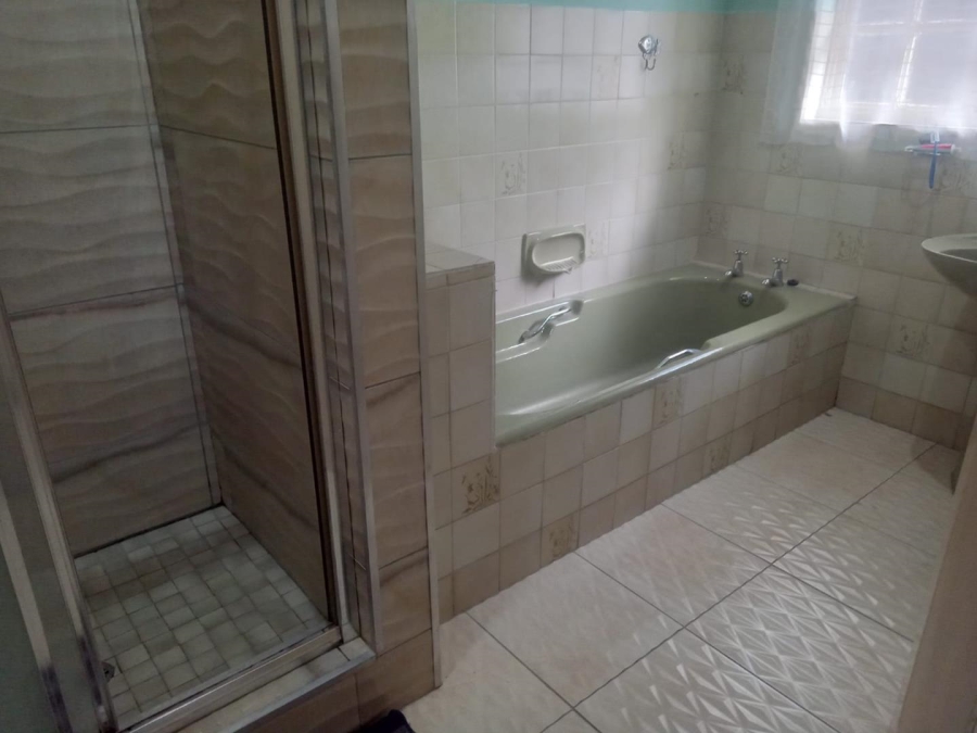 4 Bedroom Property for Sale in Escombe KwaZulu-Natal