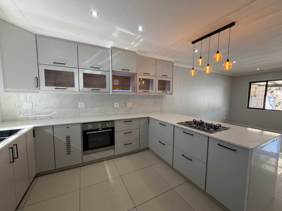 To Let 2 Bedroom Property for Rent in Glen Hills KwaZulu-Natal