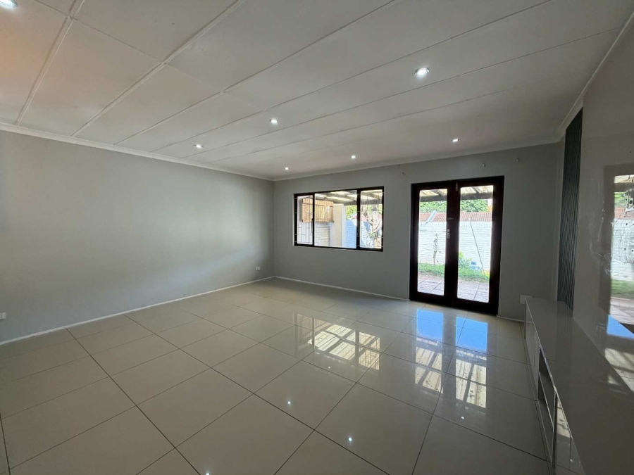 To Let 2 Bedroom Property for Rent in Glen Hills KwaZulu-Natal