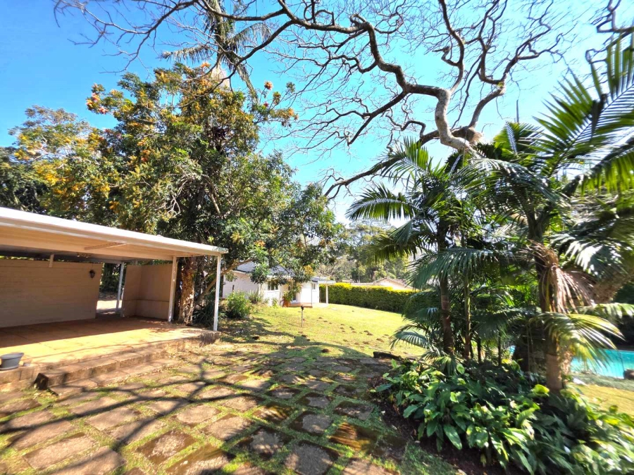 To Let 4 Bedroom Property for Rent in Kloof KwaZulu-Natal