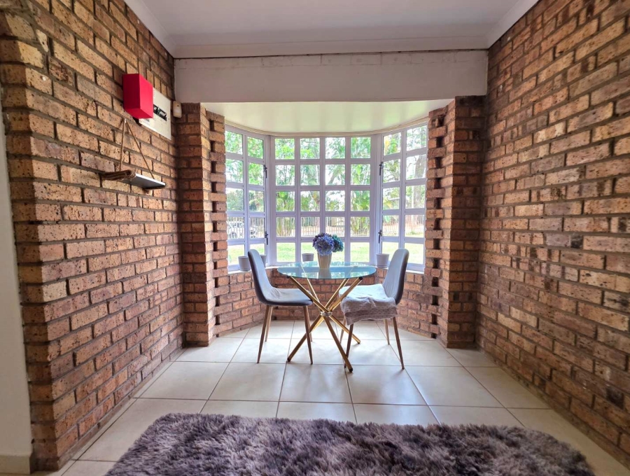 4 Bedroom Property for Sale in Waterfall KwaZulu-Natal