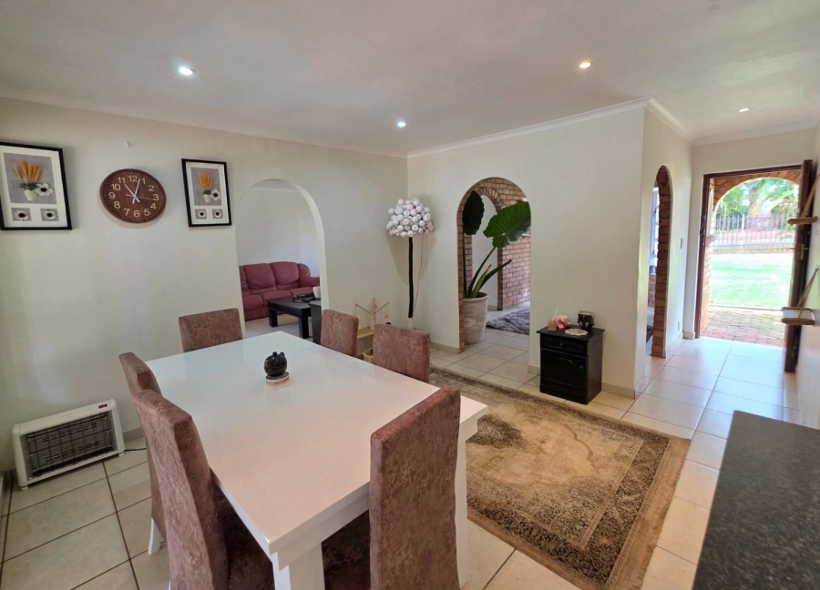 4 Bedroom Property for Sale in Waterfall KwaZulu-Natal