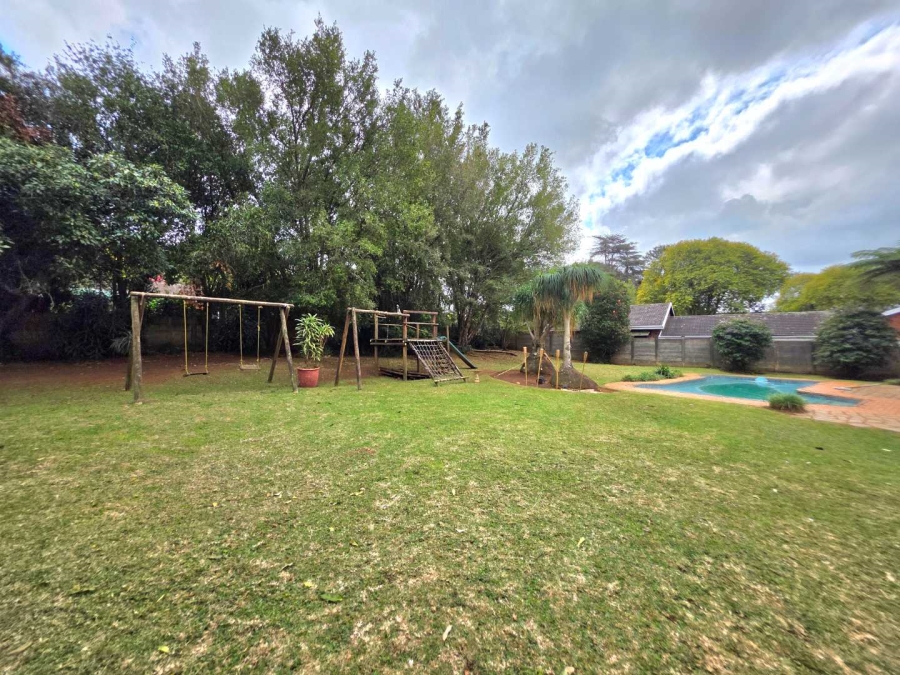 4 Bedroom Property for Sale in Waterfall KwaZulu-Natal