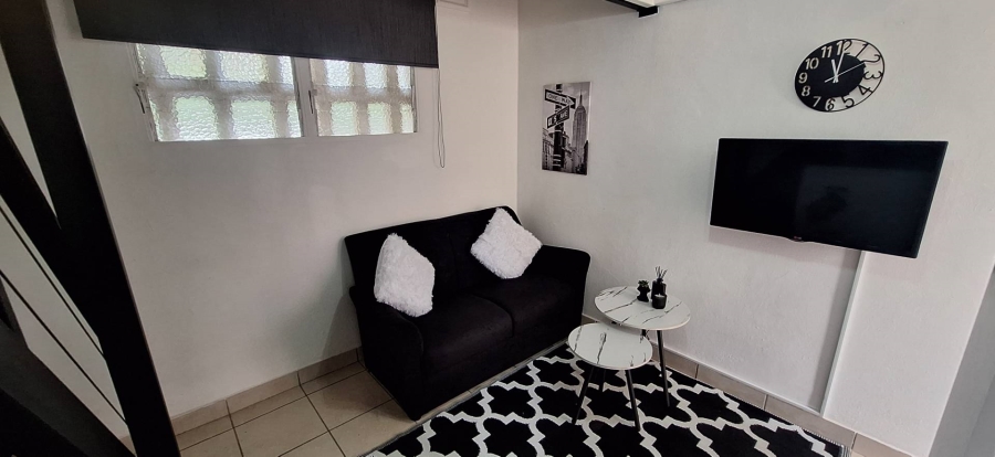 To Let 1 Bedroom Property for Rent in Assagay KwaZulu-Natal