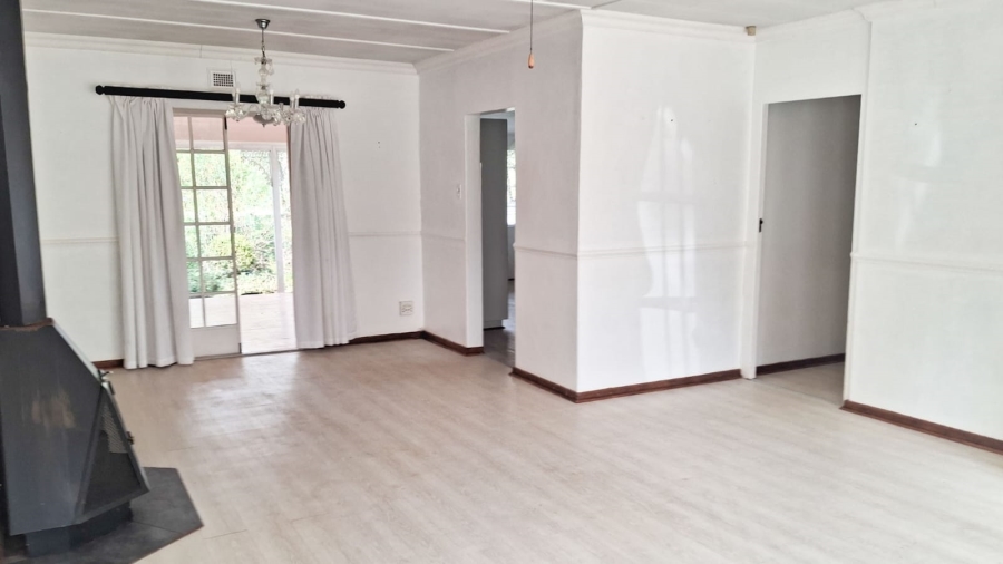 4 Bedroom Property for Sale in Greendale KwaZulu-Natal