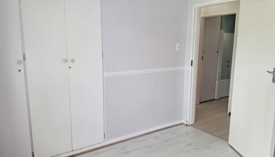 4 Bedroom Property for Sale in Greendale KwaZulu-Natal