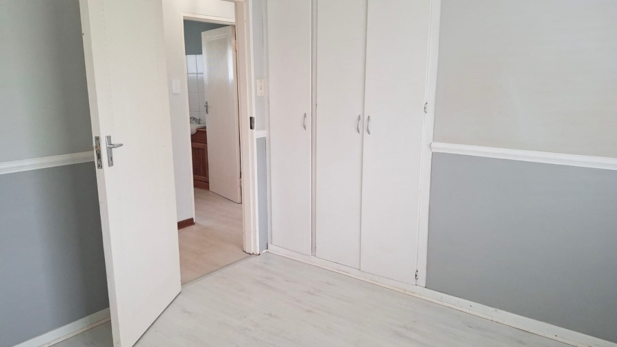 4 Bedroom Property for Sale in Greendale KwaZulu-Natal