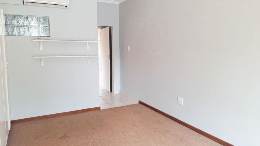 4 Bedroom Property for Sale in Greendale KwaZulu-Natal
