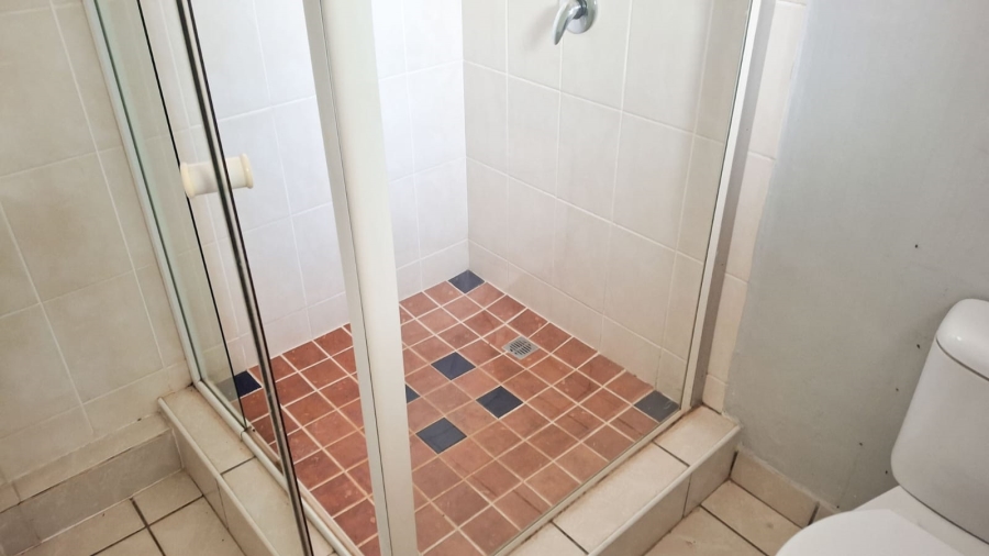4 Bedroom Property for Sale in Greendale KwaZulu-Natal