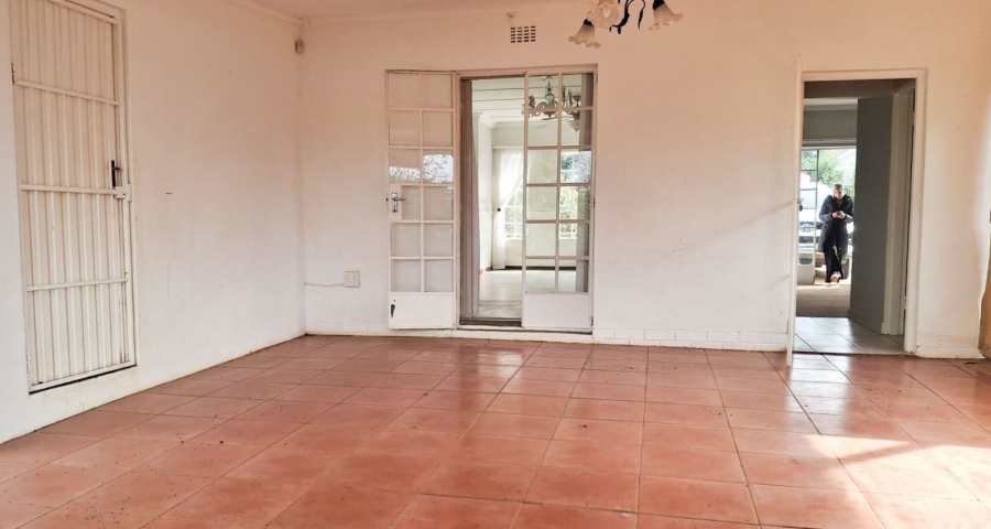 4 Bedroom Property for Sale in Greendale KwaZulu-Natal