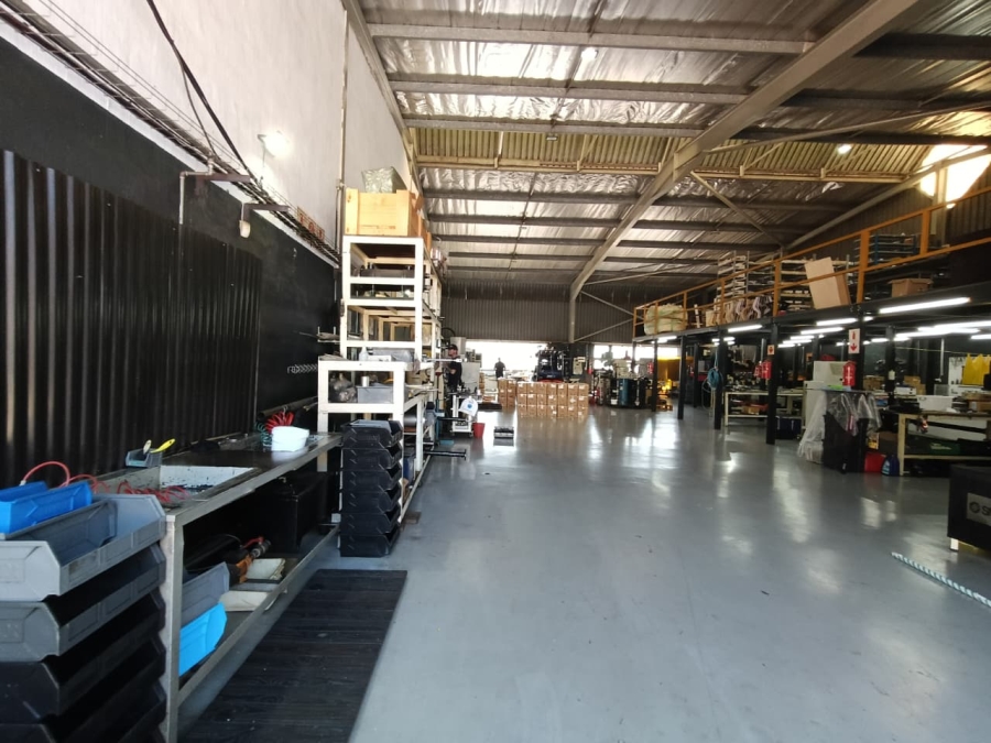 To Let Commercial Property for Rent in Westmead KwaZulu-Natal