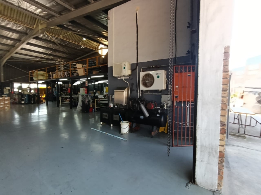 To Let Commercial Property for Rent in Westmead KwaZulu-Natal
