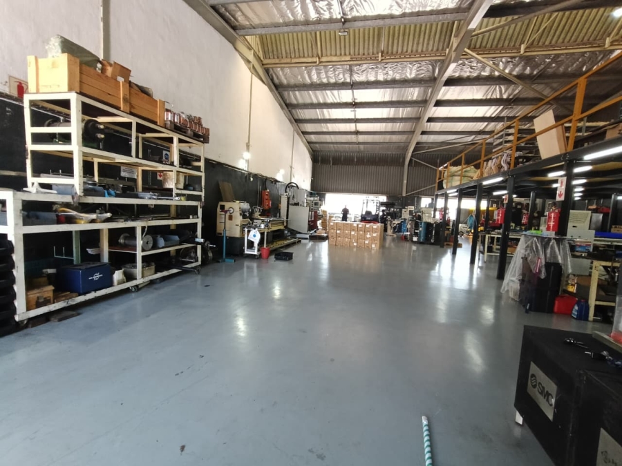 To Let Commercial Property for Rent in Westmead KwaZulu-Natal