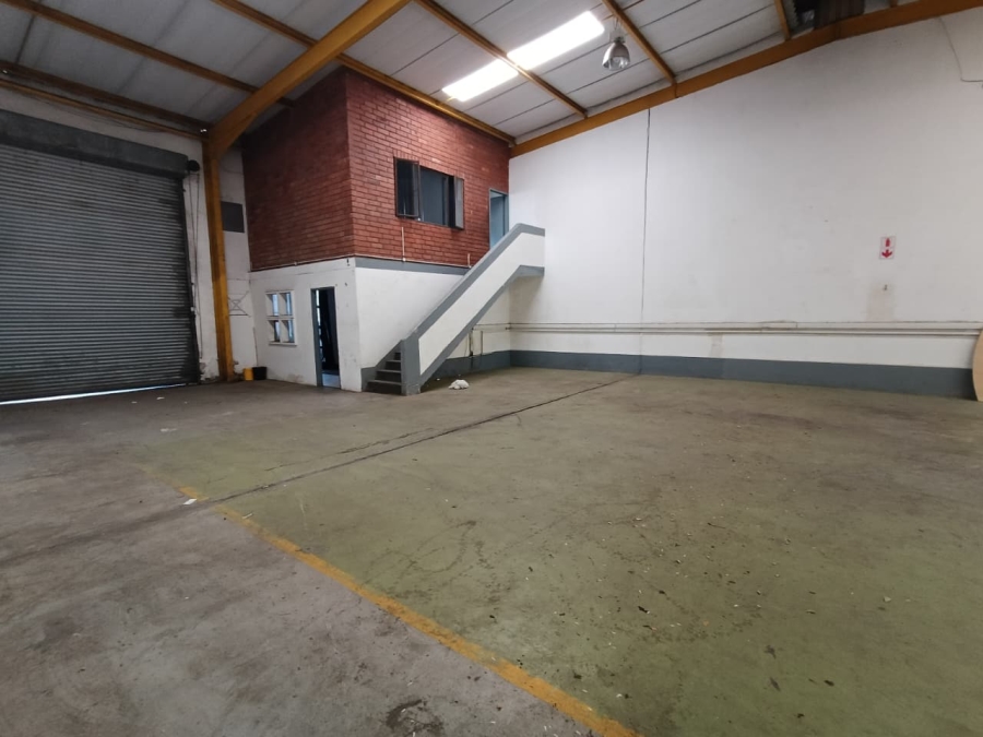 To Let Commercial Property for Rent in Westmead KwaZulu-Natal